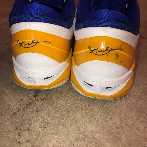 Kobe 7 - Picture 3 of 4
